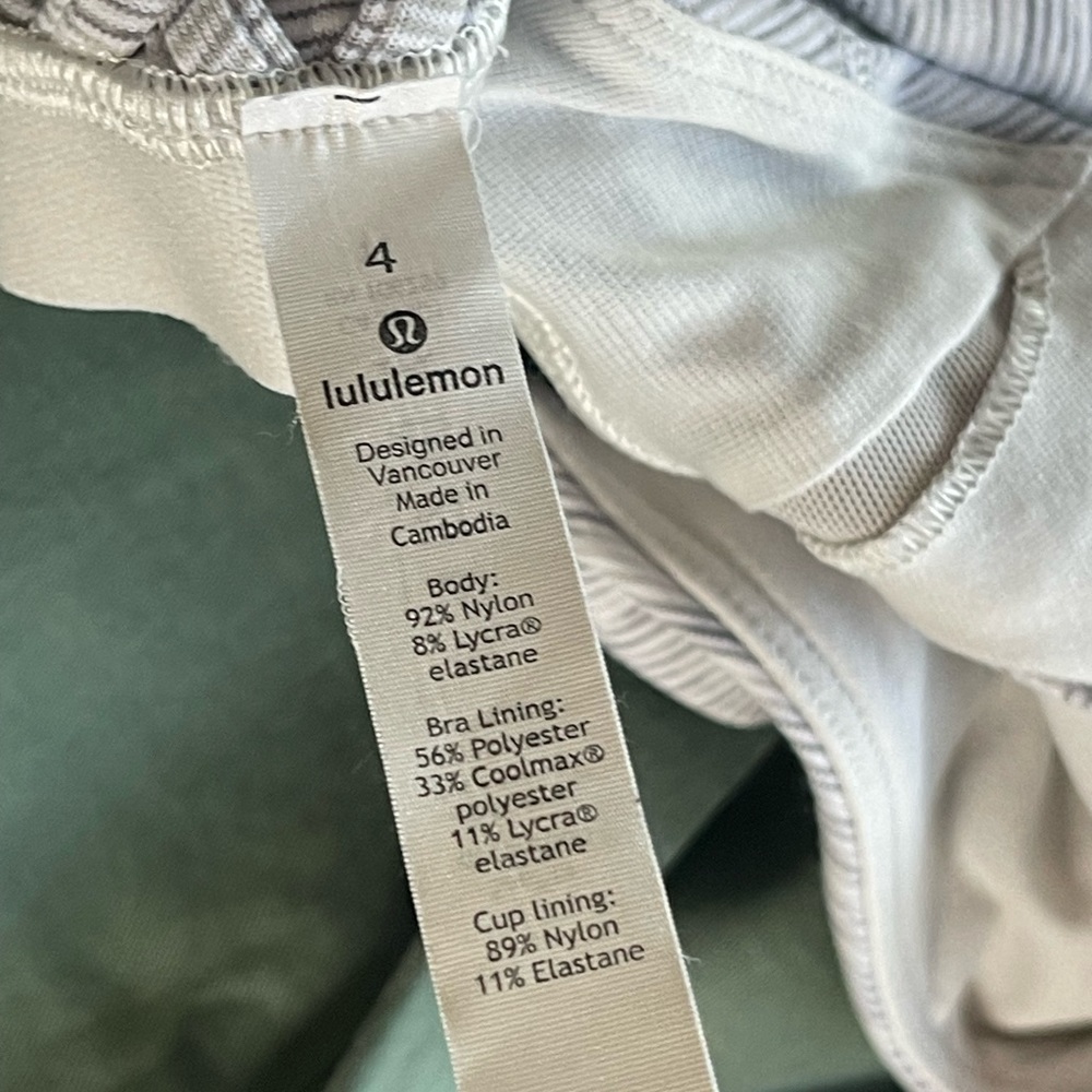 Lululemon - Picture 8 of 8
